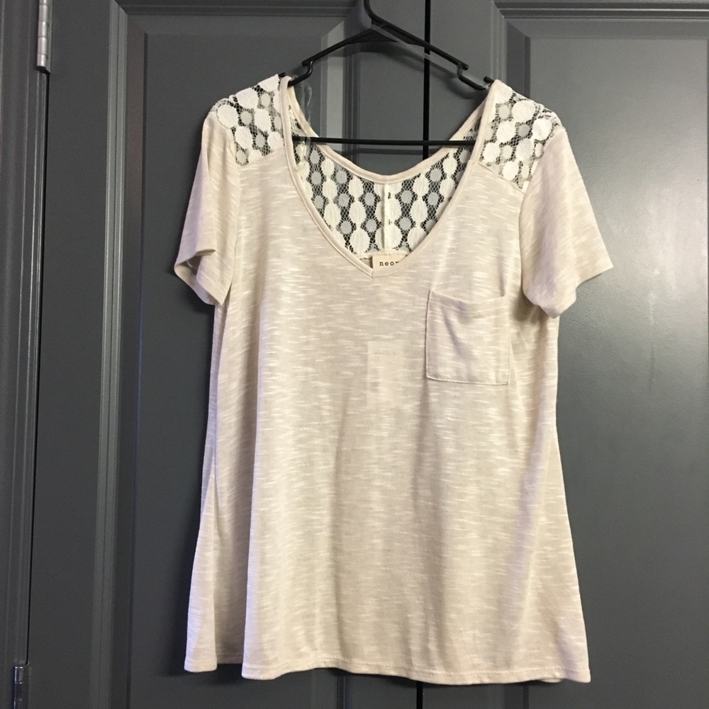 Lace back pocket tee